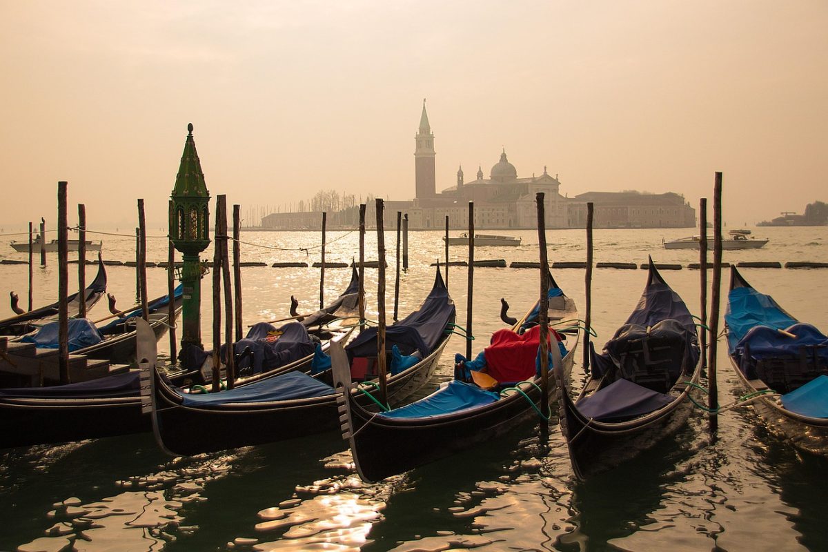 Gondoles à Venise